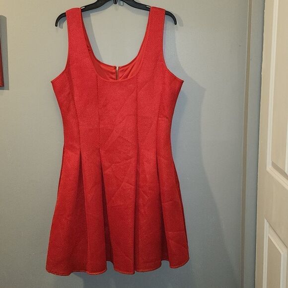 Nikki Minaj Dress   - Picture 4 of 7